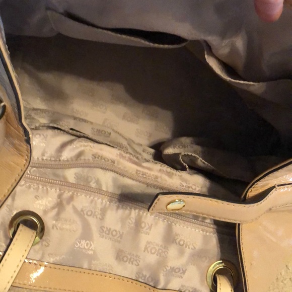 Purse - Picture 2 of 5